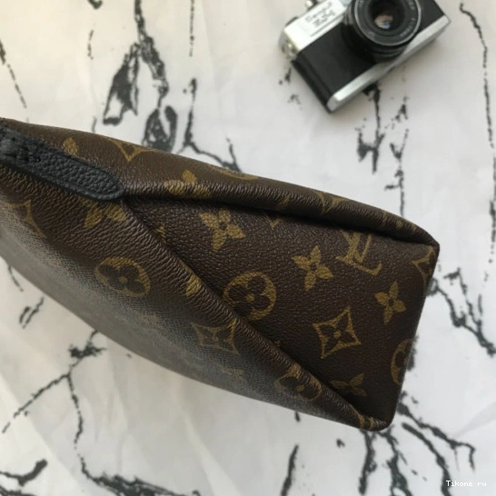 Cheap BEAUTY PALLAS Louis CASE Vuitton 0709